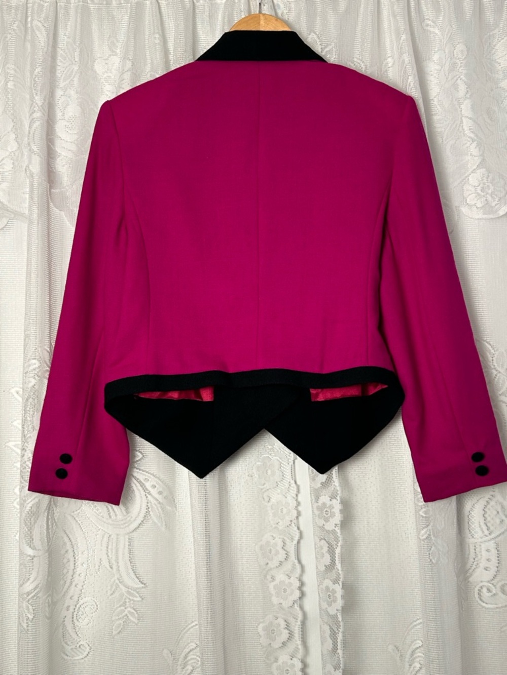 Vintage 1980s Hot Pink Tuxedo Jacket Black Trim Pointed Front Blazer Petite 10 - Picture 4 of 10